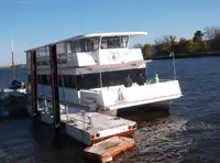 20m Tourism Ferry