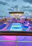 880' Luxury Cruise Ship